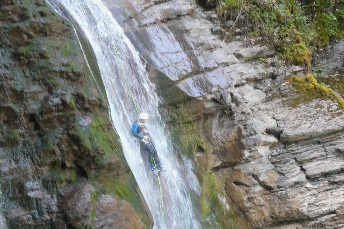 abseiling in Nyon canyon