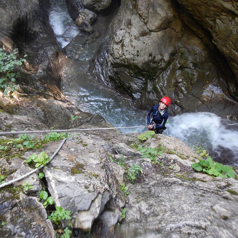 canyoning à Mrozine, cascade de Nyon